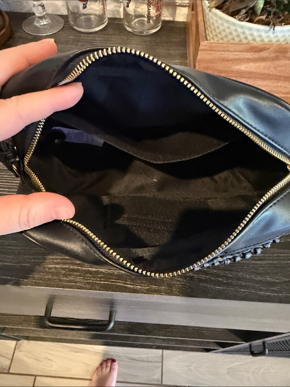 Banana Republic Black leather and craft Crossbody Bag - Picture 7 of 8